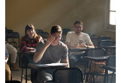 Real IELTS Writing Task 2 — University Online Courses (Band 8.5+) — Q2/2026